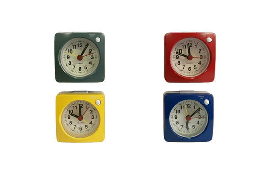 Mini Vierkante Wekker – Retro Vormgeving & Kleurrijk (4 kleuren)